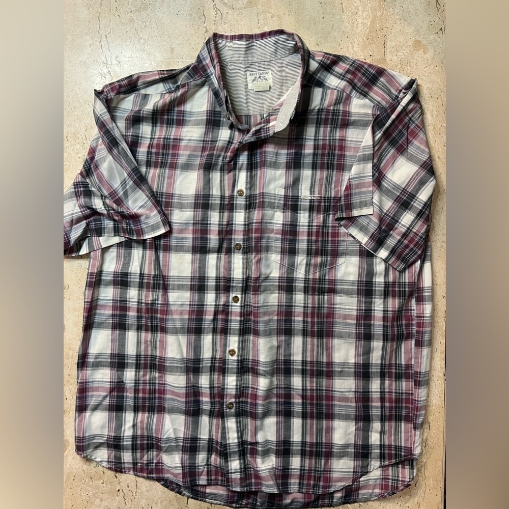 *Vintage 1970’s* Brittania Button Down Short Sleeved Plaid Shirt Size XL